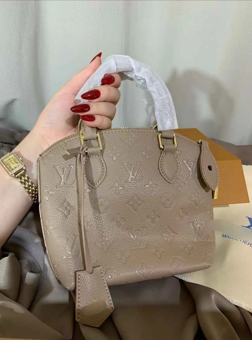 حقيبة يد للعيد