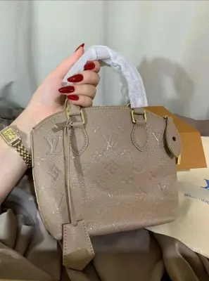 حقيبة يد للعيد